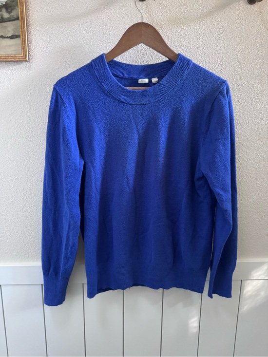 GAP Sweaters - GAP Crewneck Sweater in Royal Blue